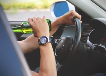 Alcool au volant : combien de temps faut-il vraiment pour l’éliminer ?