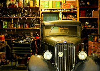 Comment protéger votre trésor roulant : L’assurance idéale pour votre voiture de collection trentenaire