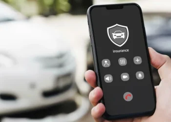 Faut-il craquer pour une assurance auto connectée en 2025 ?