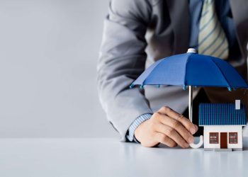 découvrez notre guide complet sur l'assurance auto pour tesla. protégez votre véhicule électrique avec des options adaptées à vos besoins et bénéficiez des meilleures couvertures pour votre sécurité au volant.