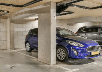 Assurez votre voiture stationnée : tout savoir sur l&rsquo;assurance pour véhicule non roulant